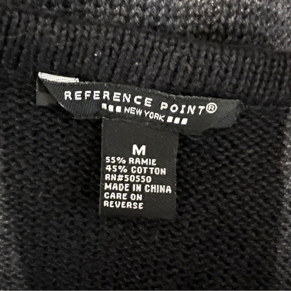 Christmas Holiday Sweater Vest REFERENCE POINT NEW YORK Size Medium Fest… - Picture 7 of 13